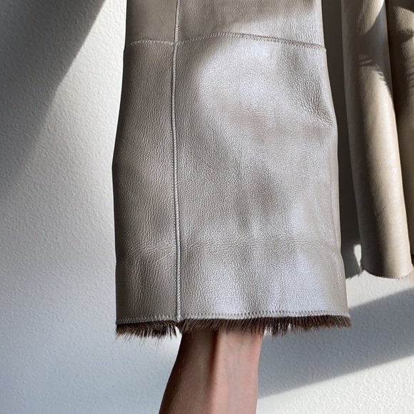 Charles Jourdan vintage pearl leather coat. - Picture 3 of 11